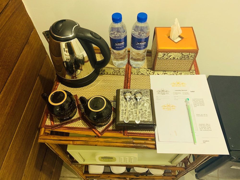 1004 Boutique Hotel Standard Room 2