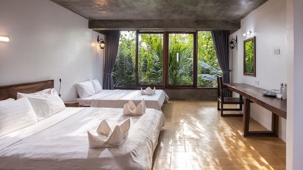 The Nature Family Deluxe with Pool View