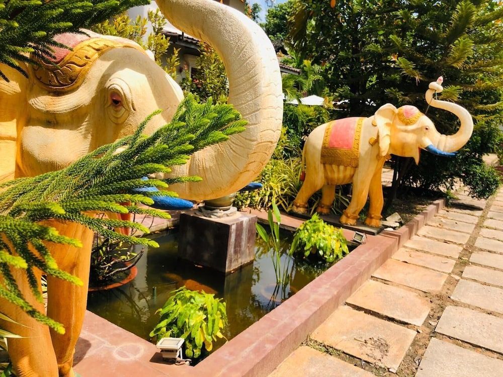 undefined Isirafu Hotel & Residence 4