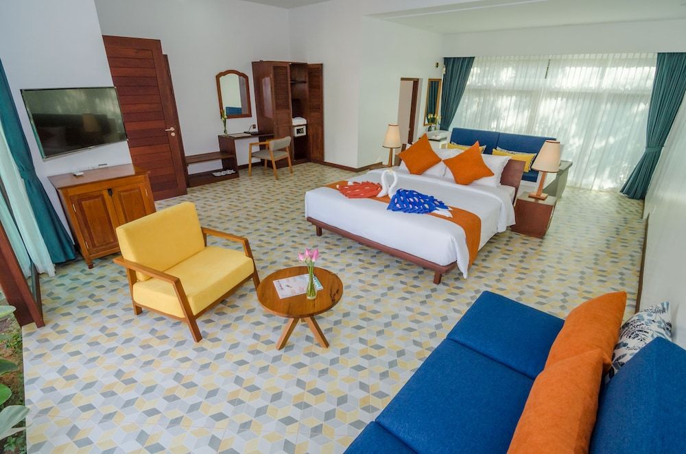 Draco Residence Studio Apartment (including Free Pick Up)