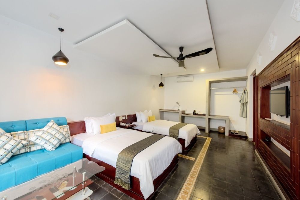 Charming Angkor Resort & Spa Villa, 4 Bedrooms 6 Bed - Free Pick Up 2