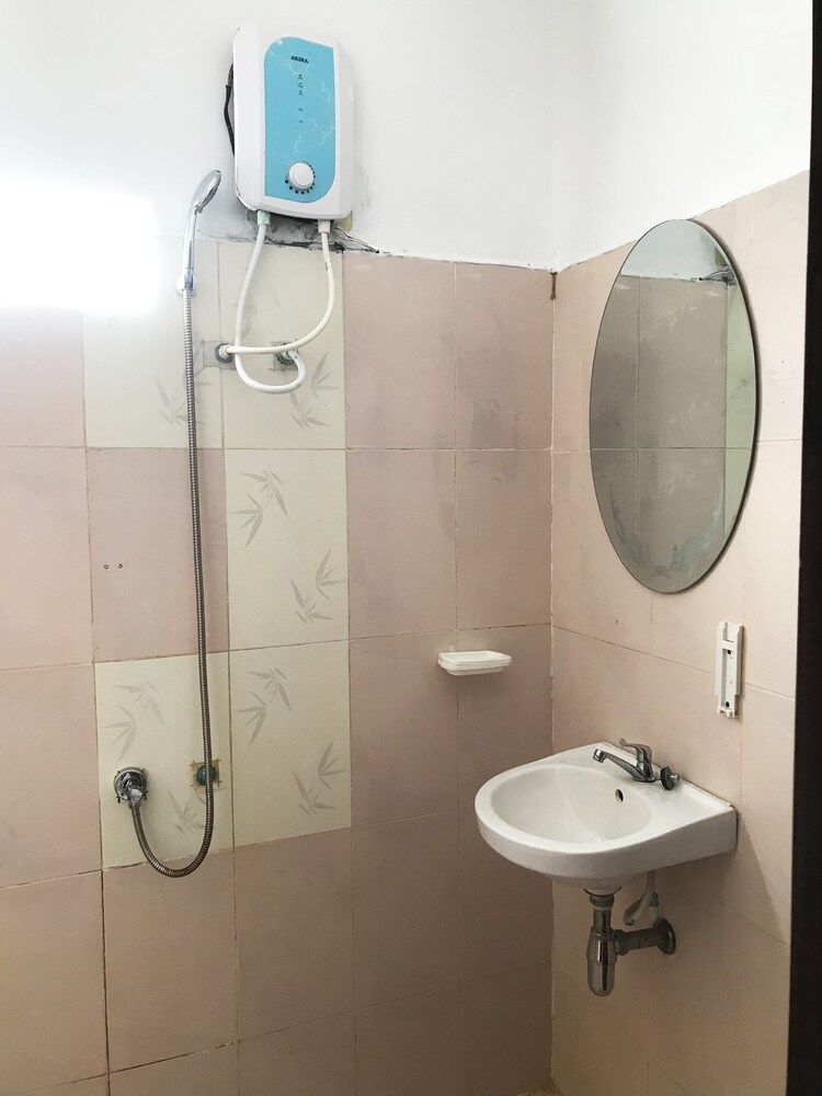 Golden Ganesha Villa - Hostel Standard Shared Dormitory, Non Smoking 3