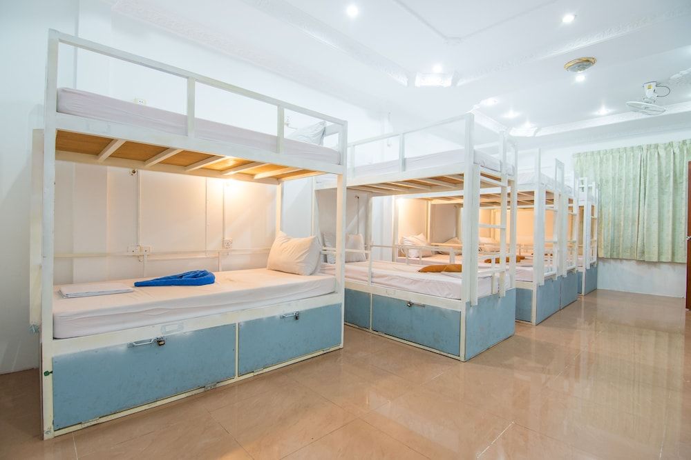 Golden Ganesha Villa - Hostel Standard Shared Dormitory, Non Smoking 4