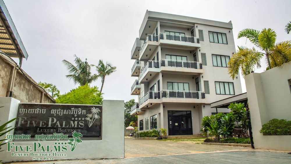 undefined Five Palms Luxury Boutique