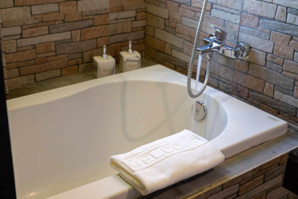 undefined Popular Hotel & Spa 10