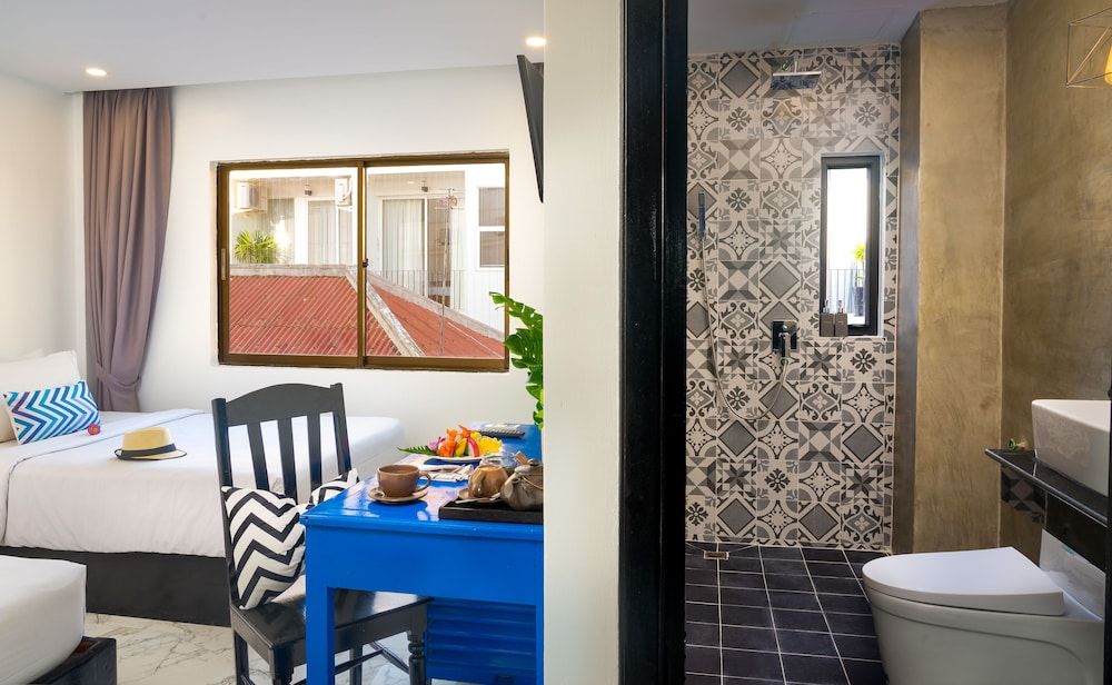 Popular Hotel & Spa Standard Twin Room 6