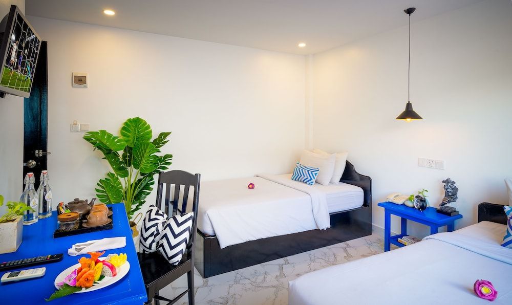 Popular Hotel & Spa Standard Twin Room 4