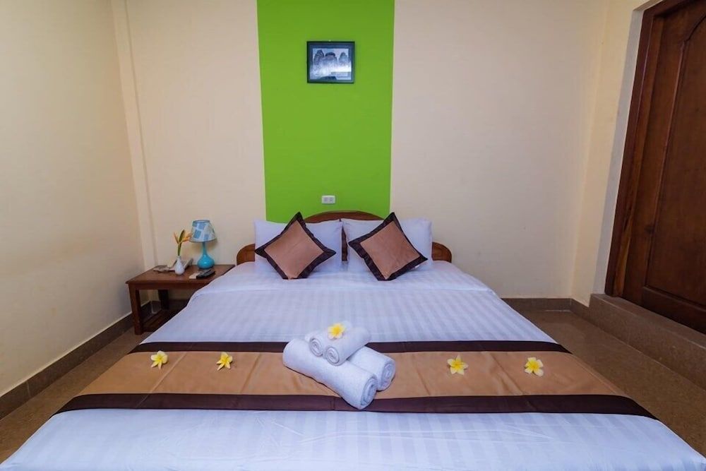 undefined Moonlight Inn Boutique 2