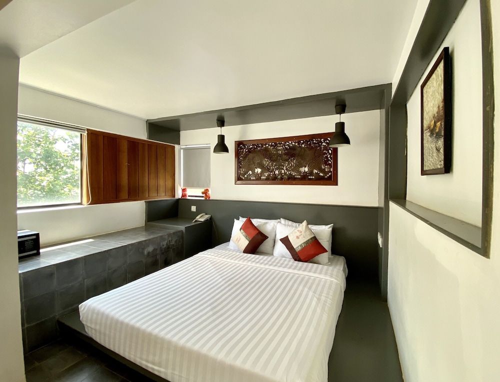 Pride Boutique Hotel - Catering to LGBTQ Grand Double Room, 1 King Bed, Pool View