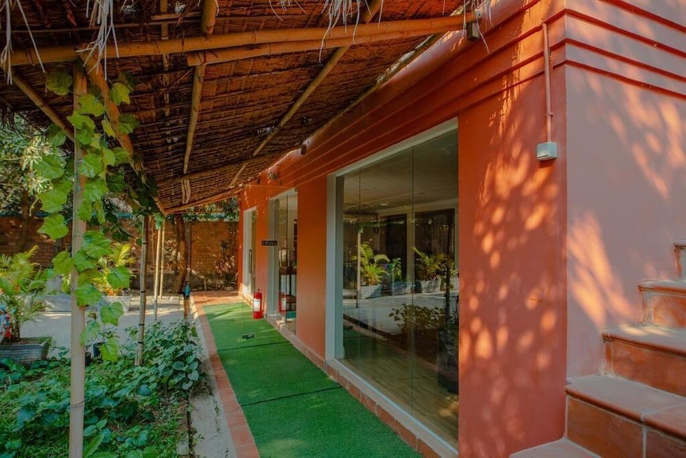 Tropical Villa Siem Reap Deluxe Double Room 6