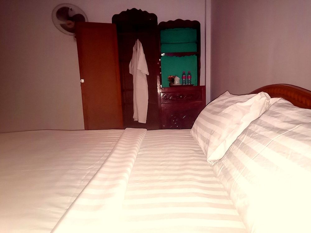 The Crocodile villa Deluxe Double Room 3