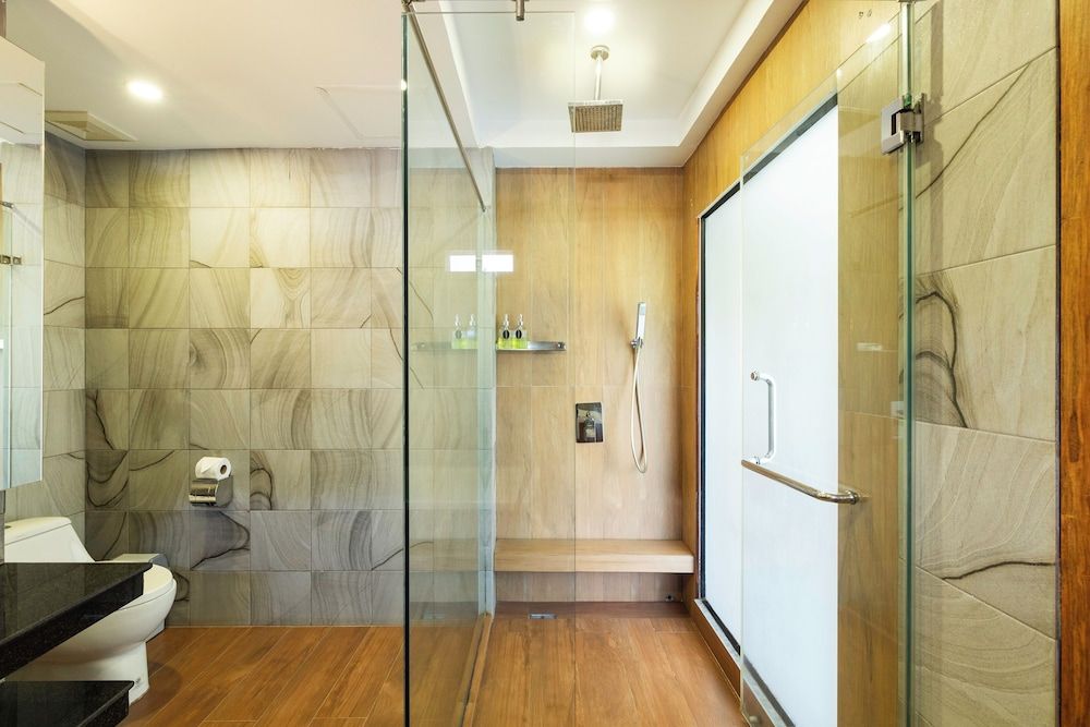 Peak Elite Boutique Deluxe Twin Room 7