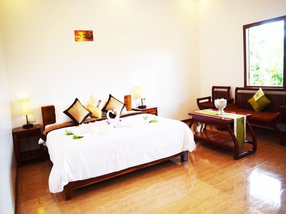 Crystal Hotel Superior Twin Room 22