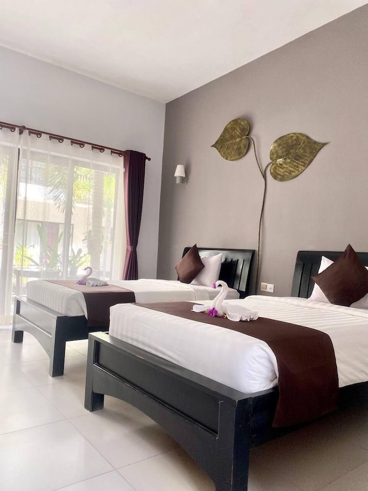 Crystal Hotel Superior Twin Room 6