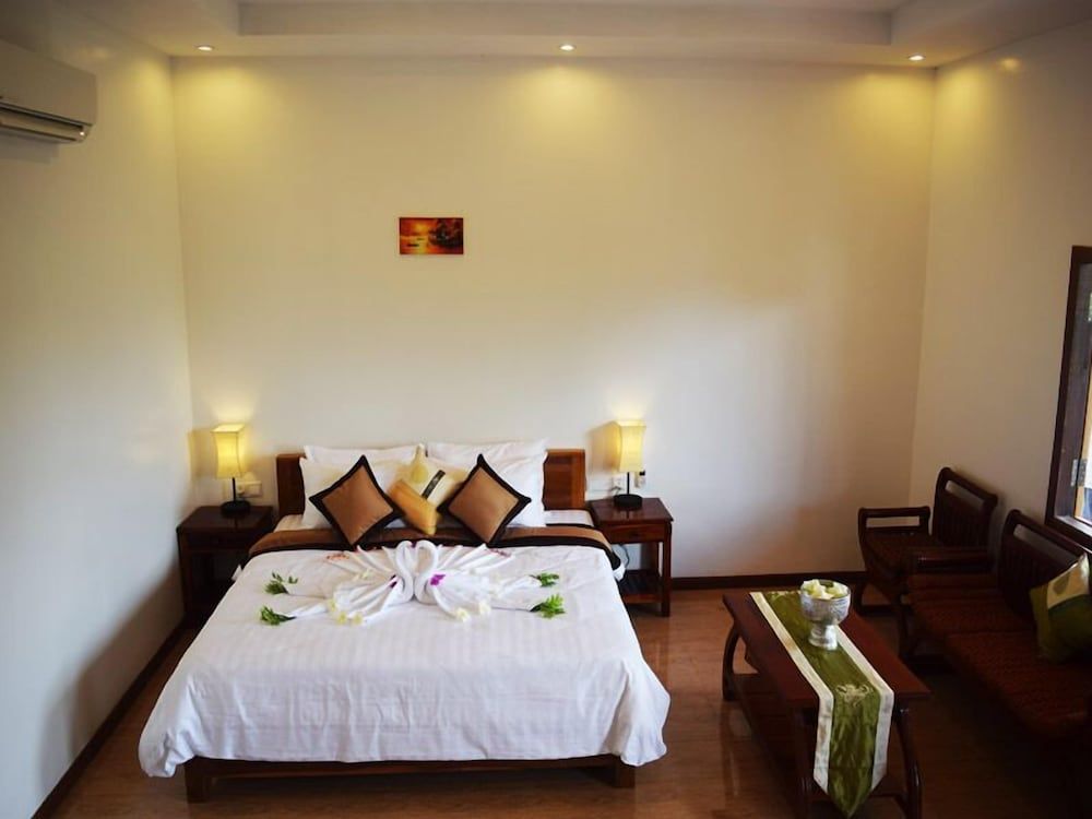 Crystal Hotel Superior Twin Room 21