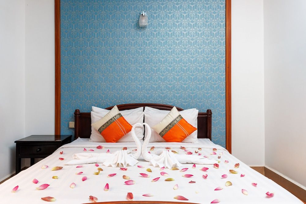 Siem Reap Urban Boutique Hotel Deluxe Double Room (Free Bus Station Pick Up) 5
