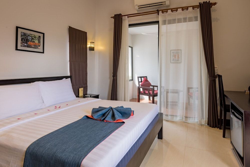 Grange Standard Room 3