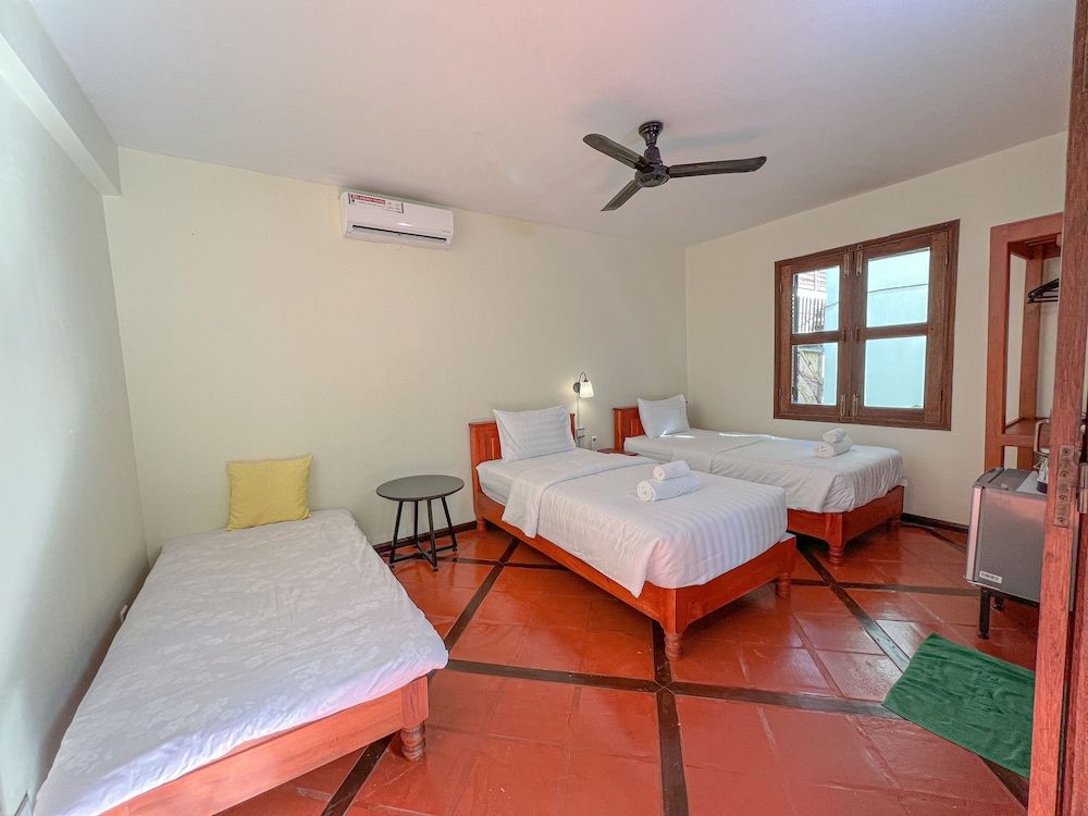 Natural Relax Villa Deluxe Twin Room, Balcony, Pool View 3