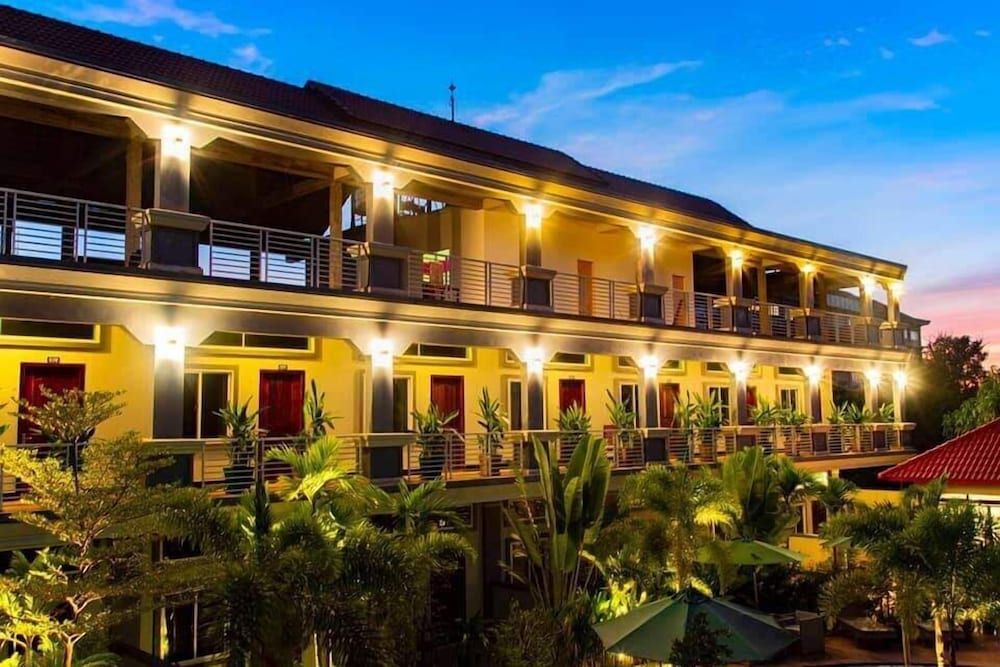 undefined The Garden Park by Lucky Courtyard 7