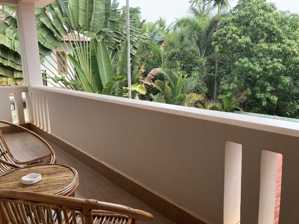 Lily Pad Boutique Hotel Family Triple Room 4