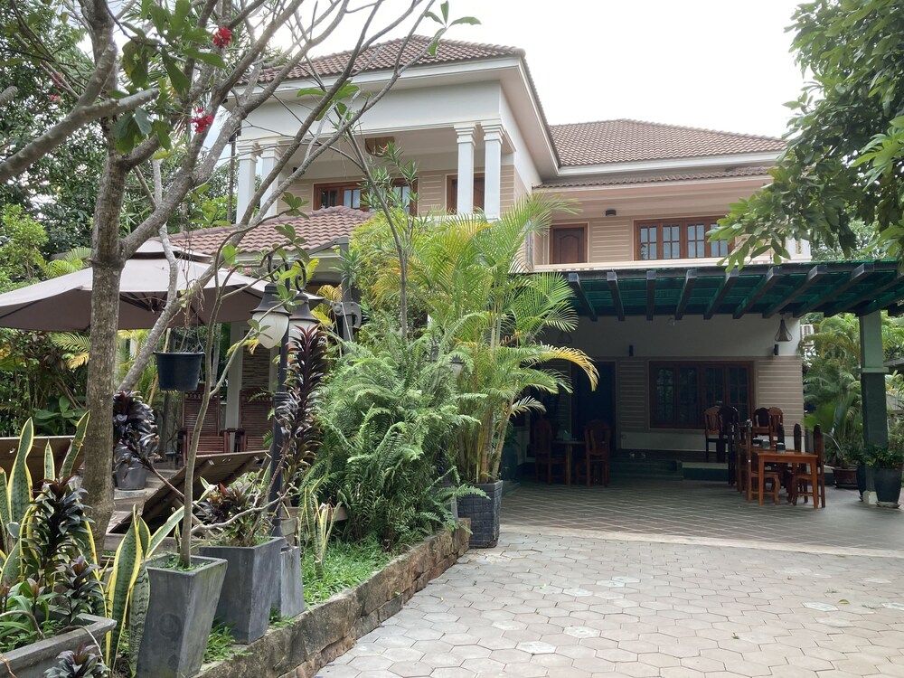 undefined Lily Pad Boutique Hotel 4