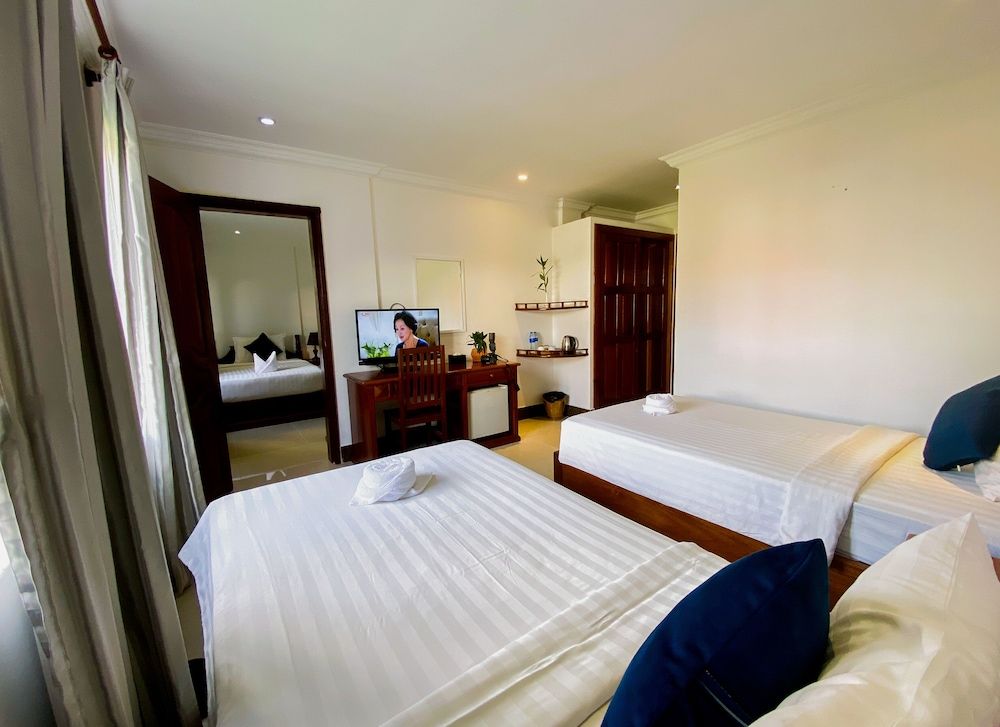 The Blanc Residence Deluxe Twin Room 11