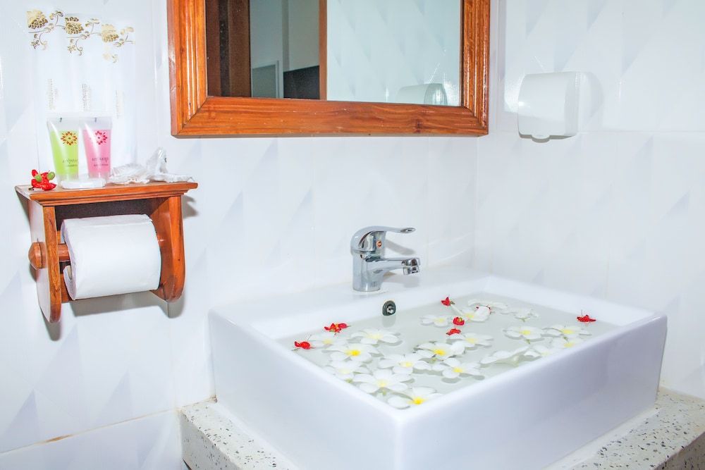 The Blanc Residence Deluxe Twin Room 25