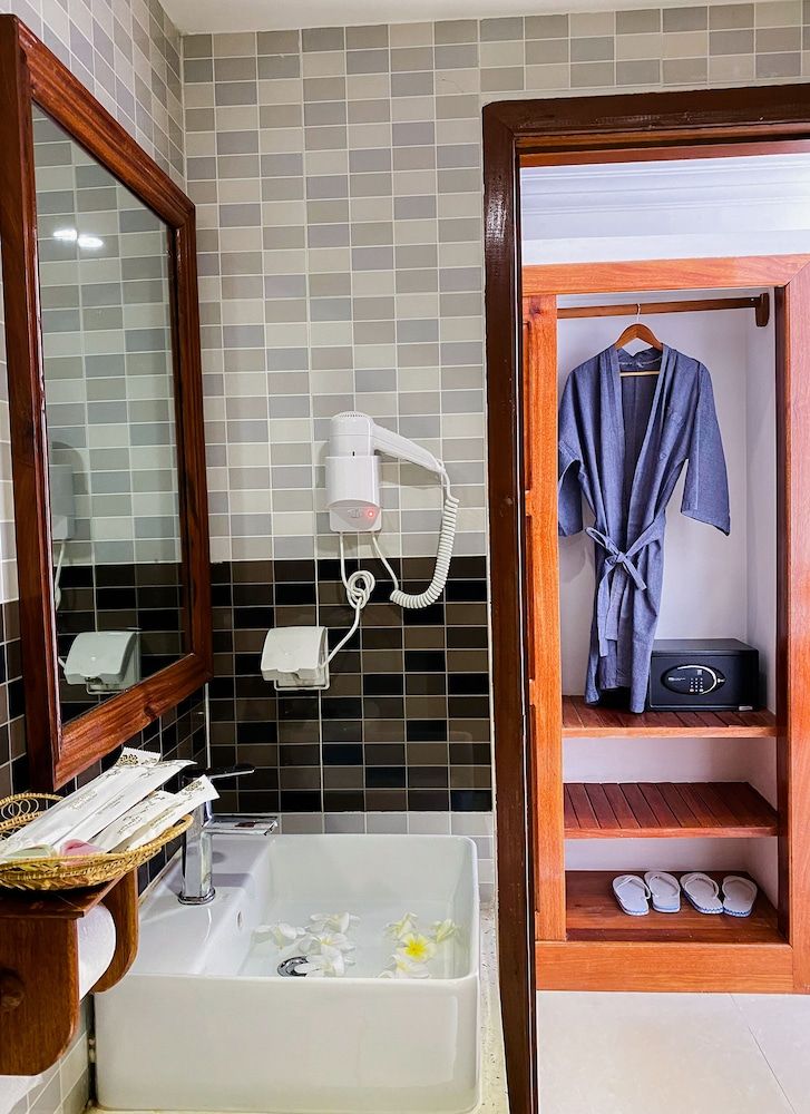 The Blanc Residence Deluxe Twin Room 23