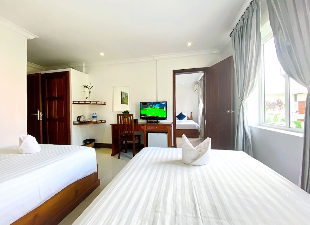 The Blanc Residence Deluxe Twin Room 12