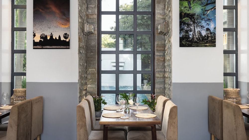 undefined Reservoir Hotels 10