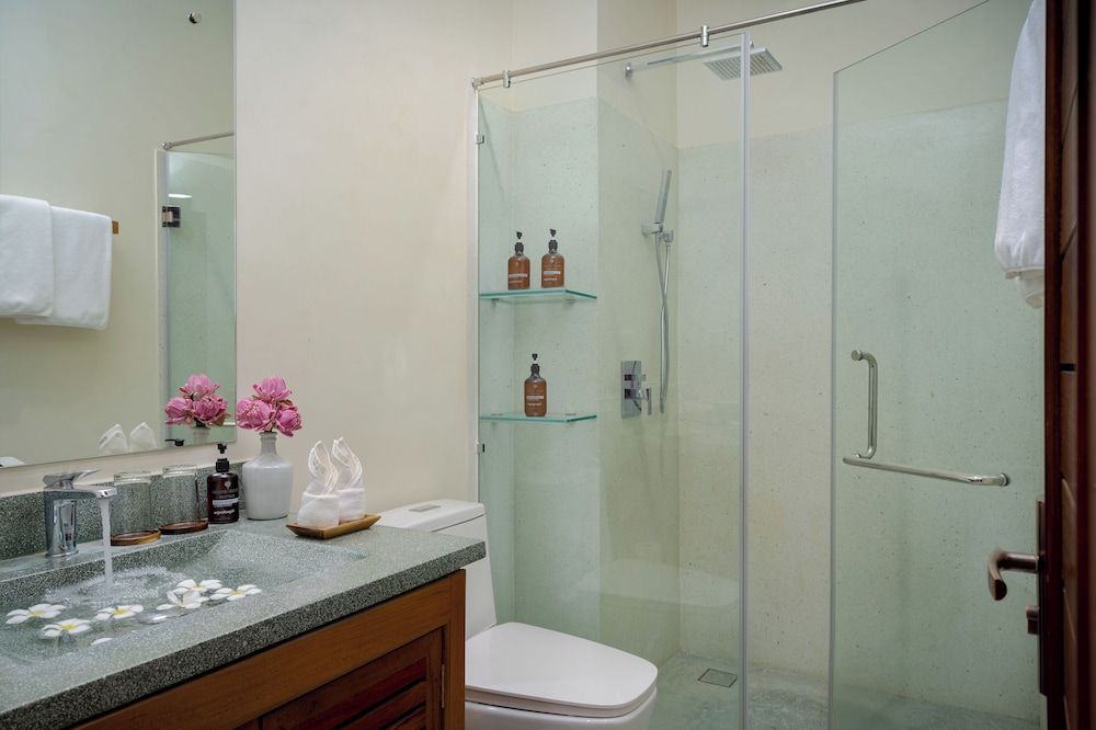 Khmer House Boutique Deluxe Double Room 8