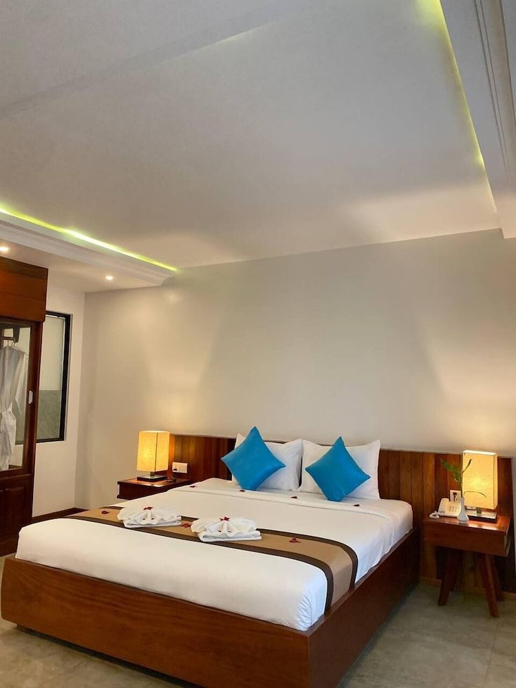 Ang Damnak Samrith Boutique Hotel Deluxe Double Room 8