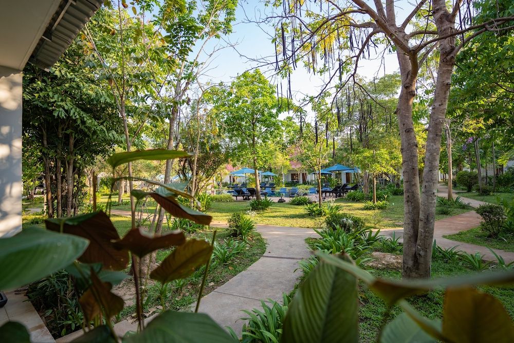 undefined Amazing Palm Resort 3