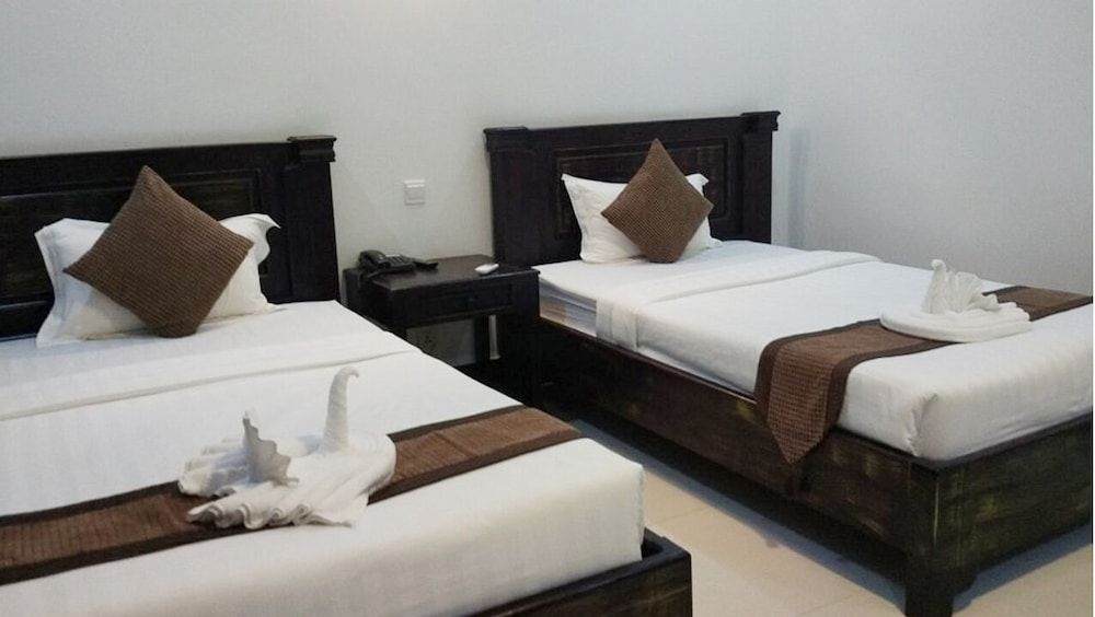 Tan Sokchea Boutique Deluxe Twin Room 3