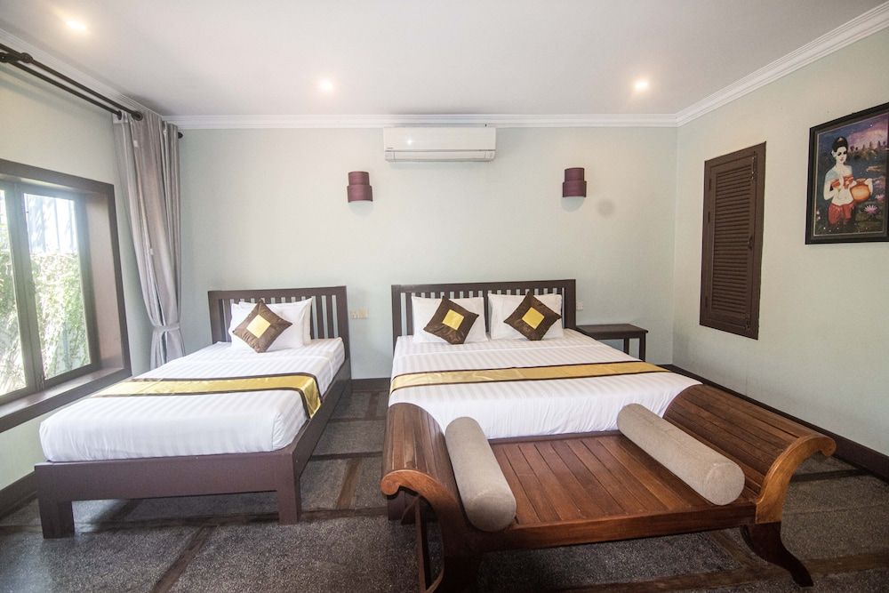 Green Empire Resort Family Bungalow 14