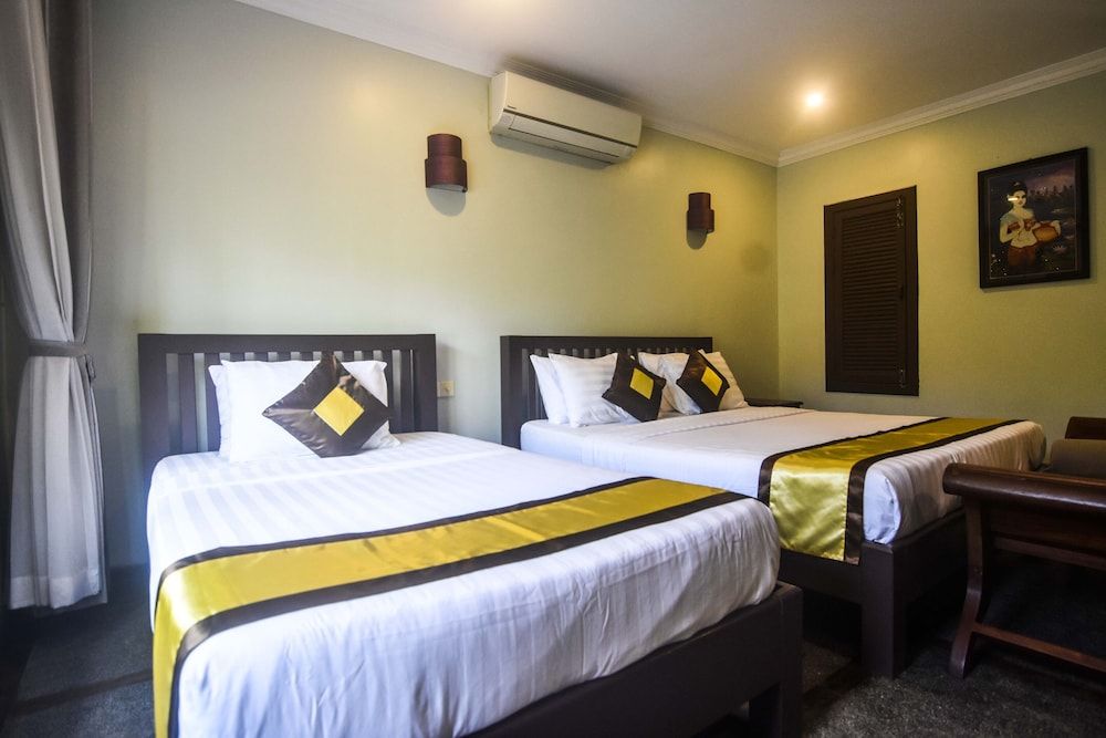 Green Empire Resort Family Bungalow 4