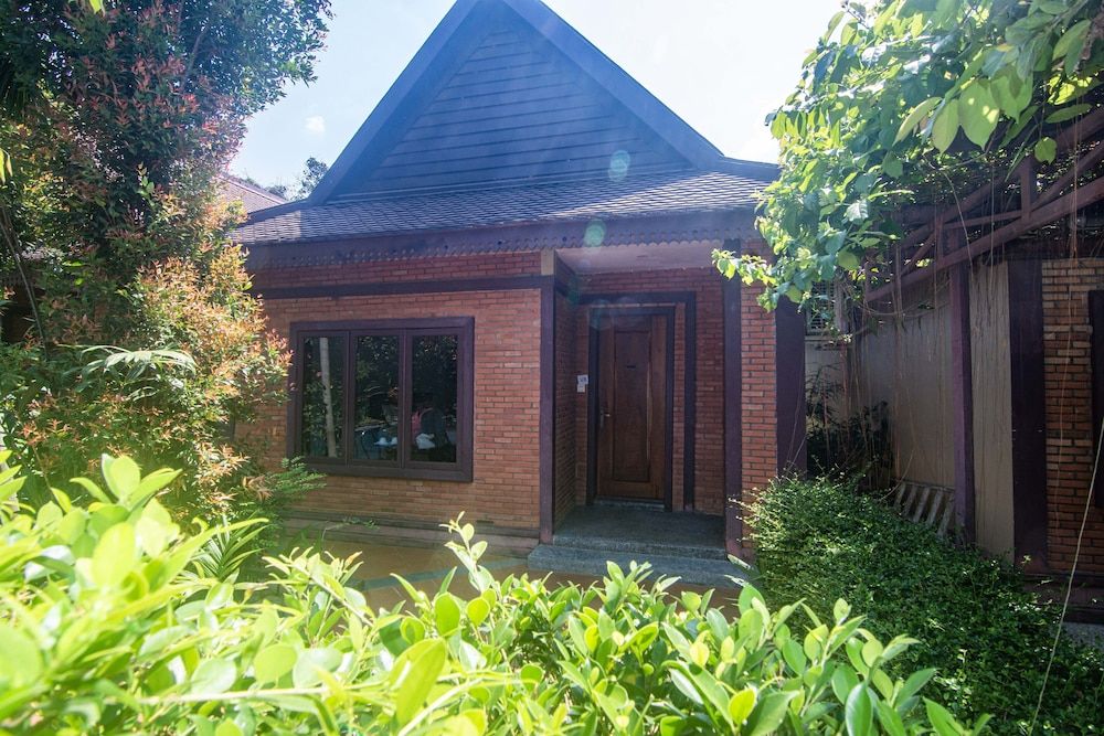 Green Empire Resort Family Bungalow 19