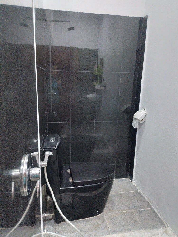 Passport Villa Economy Double Room 11