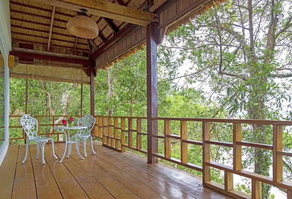 Pearl Beach Resort & Spa Deluxe Bungalow Double 2