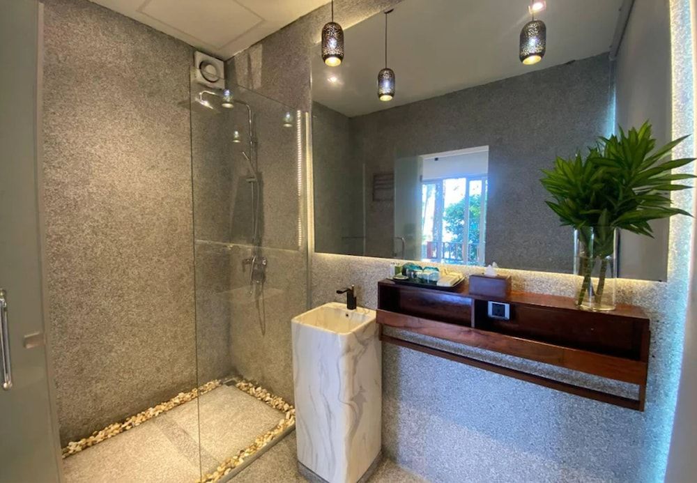 Pearl Beach Resort & Spa Deluxe Villa Twin 4