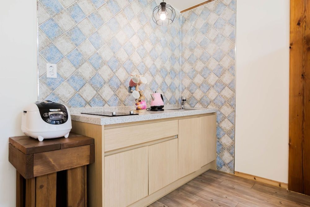 Kitchenette