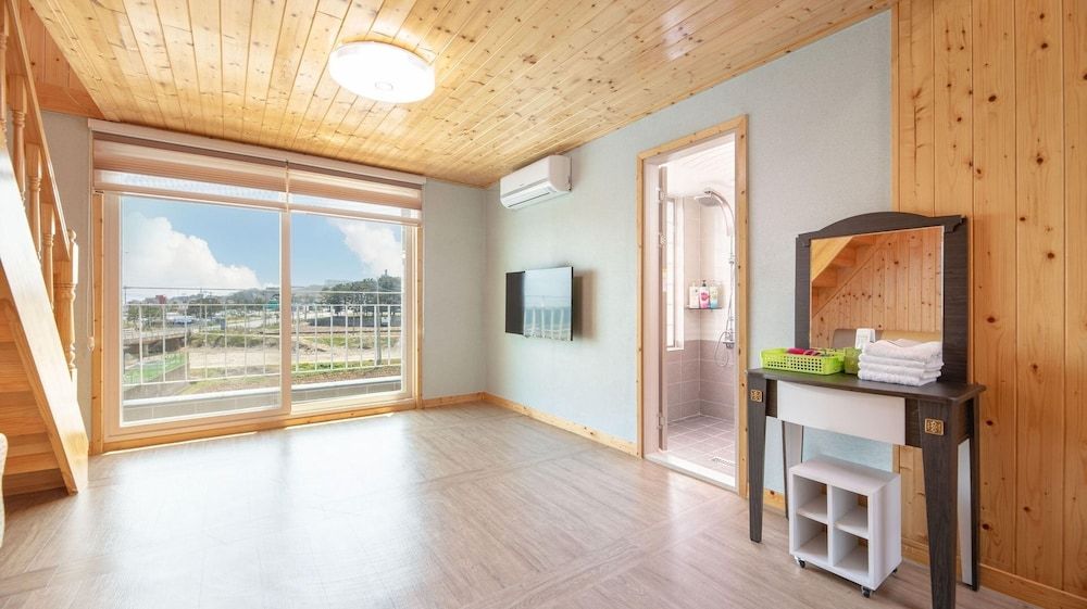 Gyeongju Gamposole Pension Basic Room, 1 Bedroom (Sole 301) 6