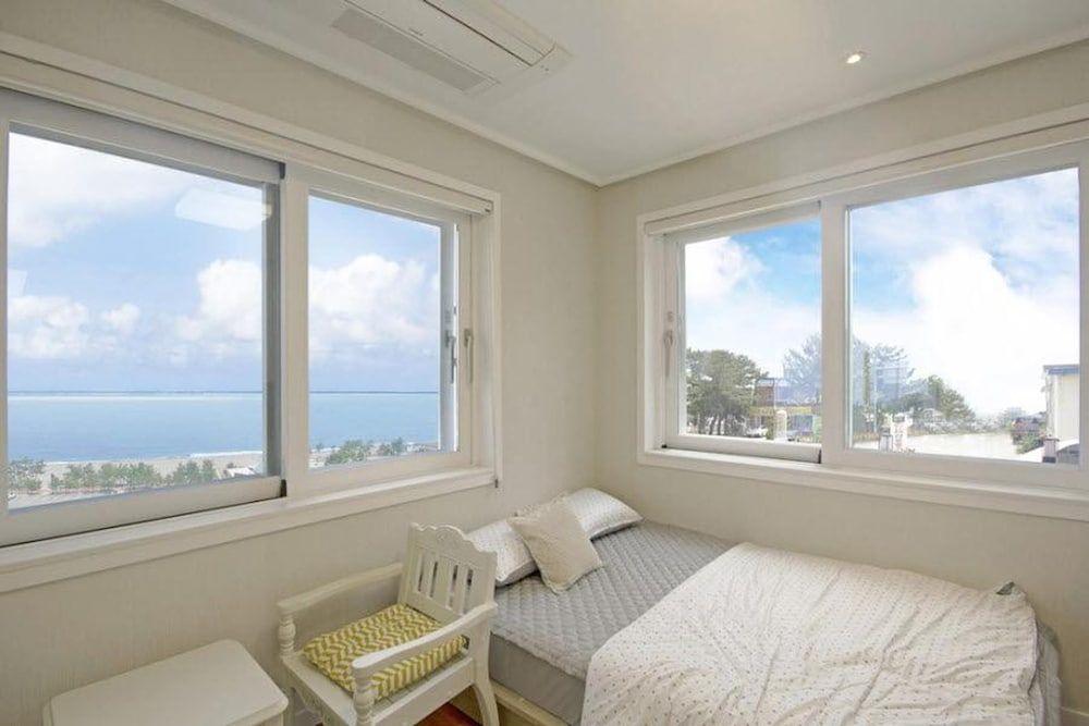 Gyeongju Casting Pension Basic Room, 1 Bedroom (Americano ( F2 )) 6