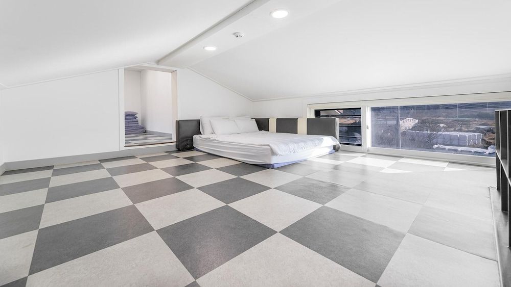 Gyeongju The One Pension Basic Room, 1 Bedroom (blue 201ho(spa))