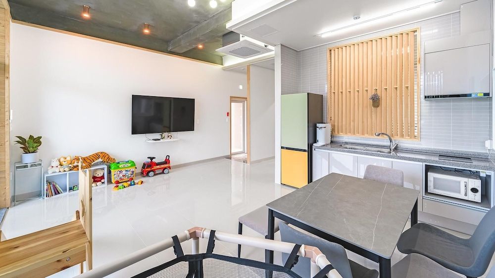Gyeongju Cheongun28 Kids Poolvilla Basic Room, 1 Bedroom (B dong Poolvilla _ 101ho) 6