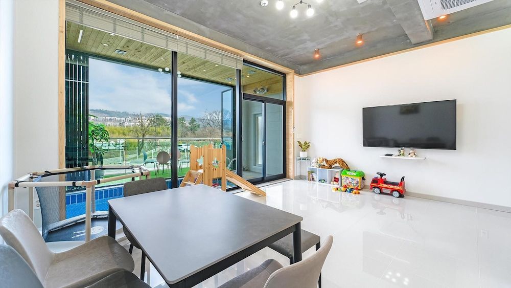 Gyeongju Cheongun28 Kids Poolvilla Basic Room, 1 Bedroom (B dong Poolvilla _ 101ho) 5