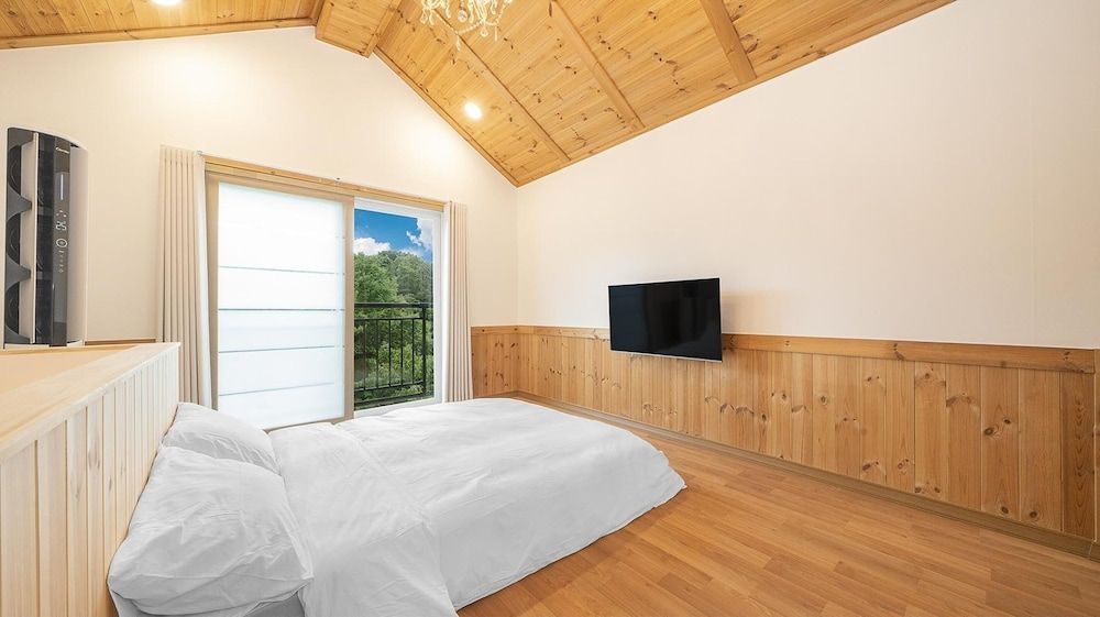 Gyeongju Themandi Pension Basic Room, 1 Bedroom (ROOM-4) 3