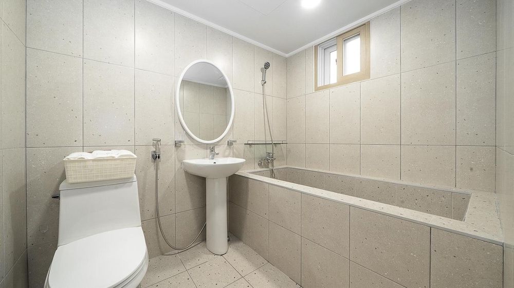Gyeongju Themandi Pension Basic Room, 1 Bedroom (ROOM-3) 9