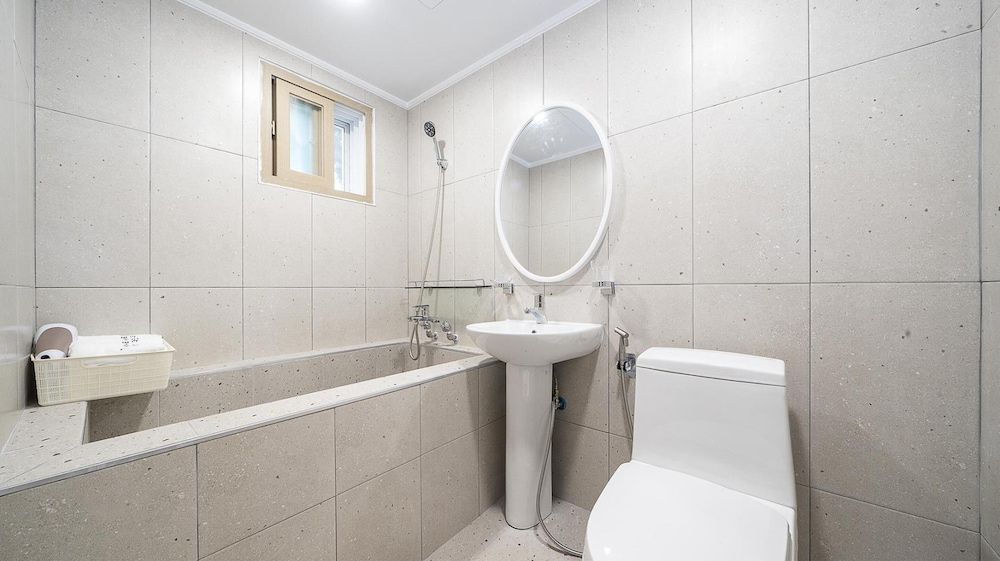Gyeongju Themandi Pension Basic Room, 1 Bedroom (ROOM-4) 8