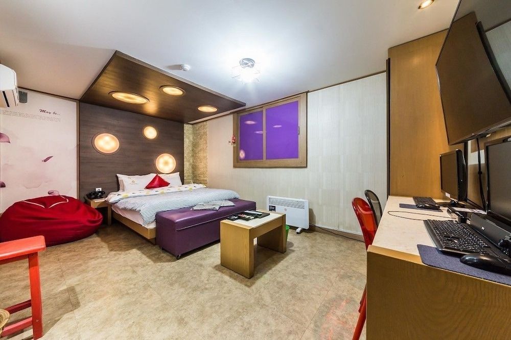 undefined Major Hotel 5